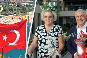 В Турции туристку, отдыхавшую в отеле 3 года за 9 лет, объявили королевой отеля