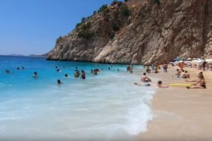 Погода в Турции: в Анталии +38°C, море +29°C, россияне раскупают туры