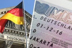 Германия возобновляет выдачу виз российским туристам: объявлена дата