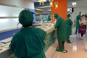 «Многие живут в страхе, боятся выходить из номеров отеля»: рассказ российского туриста об «отдыхе» на Кубе