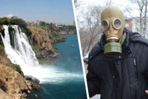 Знаменитый водопад в Анталии начал пугать туристов зловонием